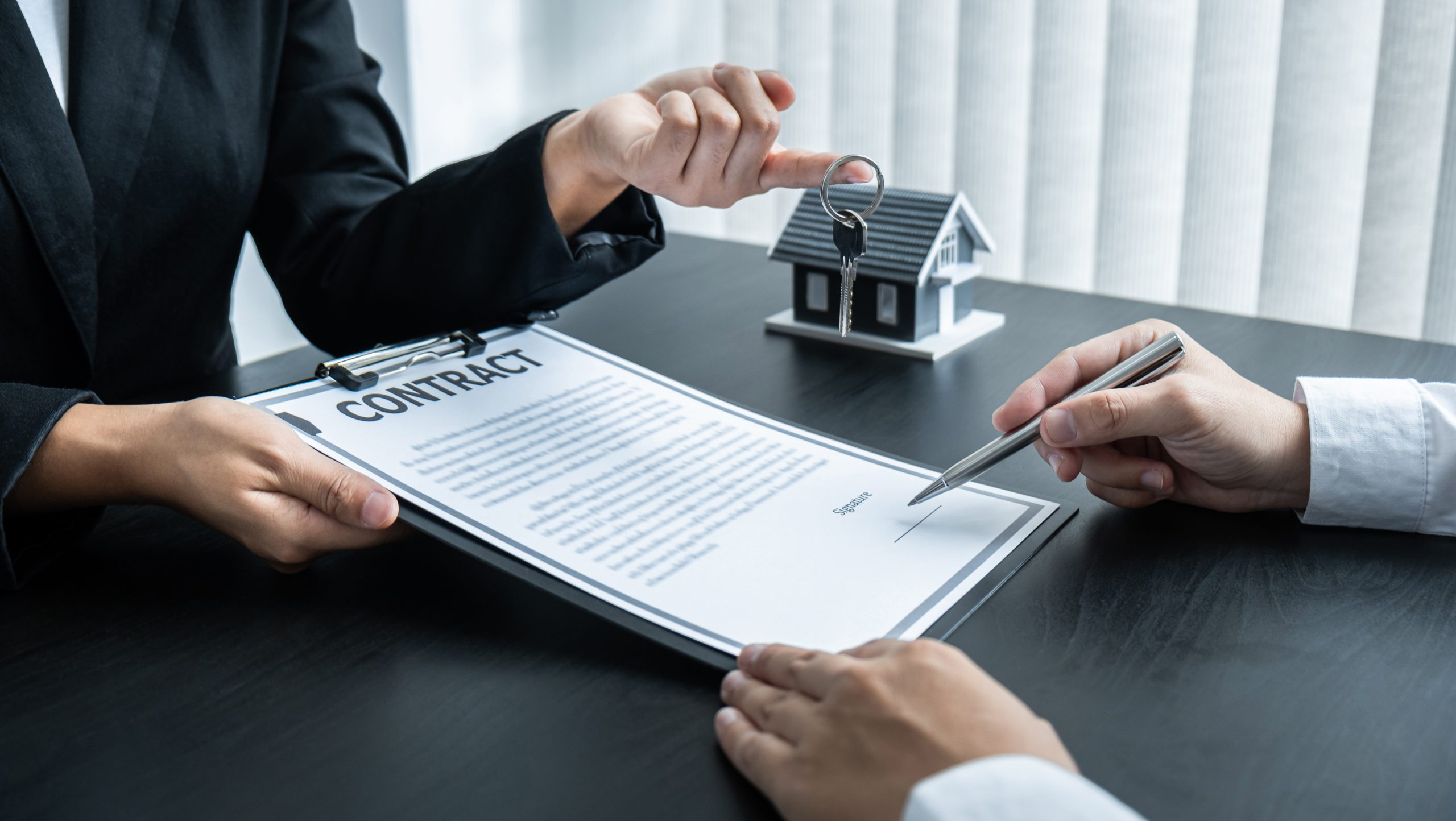 Sales contract in real estate market